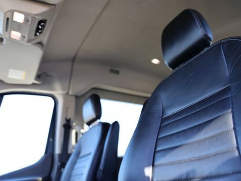 Used 2023 Ford Transit 350 XLT image 24