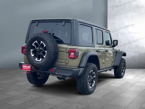 Used 2025 Jeep Wrangler Unlimited Rubicon image 6