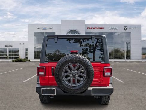 Certified 2026 Jeep Wrangler Unlimited Sport AWD/4WD image 4