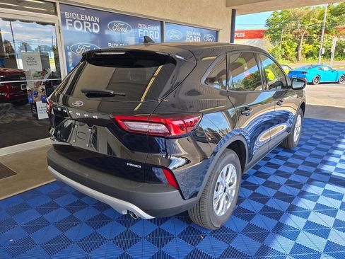 New 2025 Ford Escape Active image 6