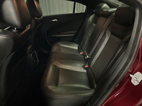 Used 2019 Dodge Charger SXT w/ Leather Interior Group RWD image 24