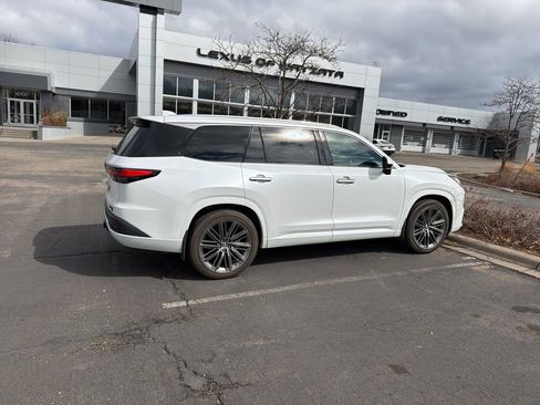 Used 2025 Lexus TX 350 AWD w/ Technology Package image 4