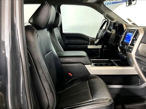 Used 2021 Ford F250 Lariat w/ Tremor Off-Road Package AWD/4WD image 6