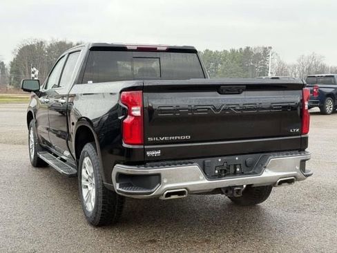 Used 2022 Chevrolet Silverado 1500 LTZ AWD/4WD image 6