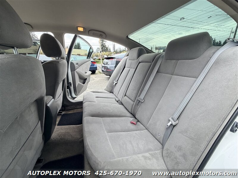 Used 2007 Nissan Altima 2.5 S w/ Convenience Pkg FWD image 13