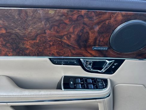 Used 2015 Jaguar XJ L Portfolio image 11