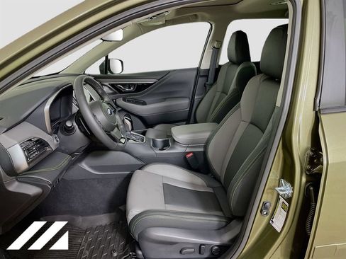 Used 2025 Subaru Outback Onyx Edition AWD/4WD image 11