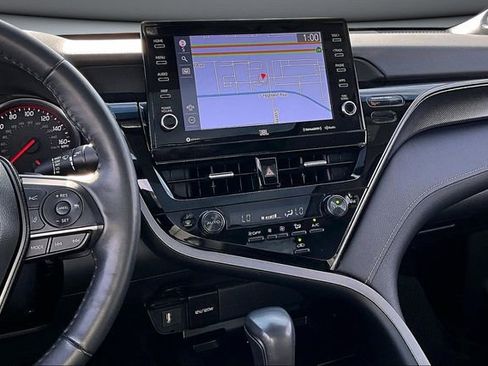 Used 2024 Toyota Camry XSE image 9