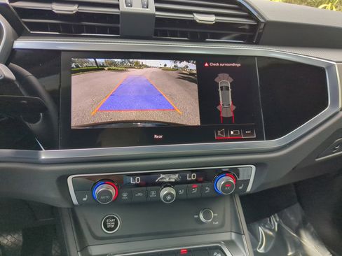 Certified 2025 Audi Q3 2.0T Premium w/ Convenience Package image 26