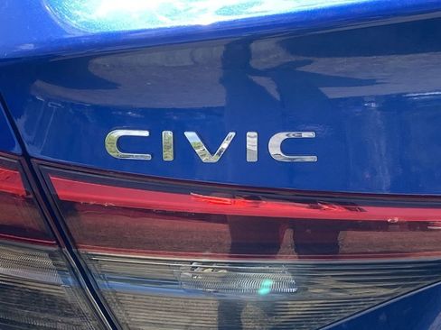 Used 2024 Honda Civic LX image 11