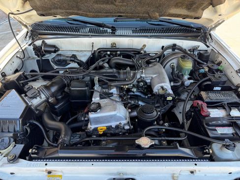 Used 2000 Toyota 4Runner 2WD image 26