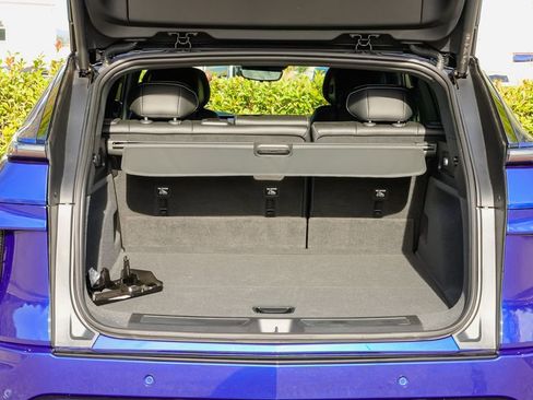 New 2026 Cadillac Lyriq V image 9