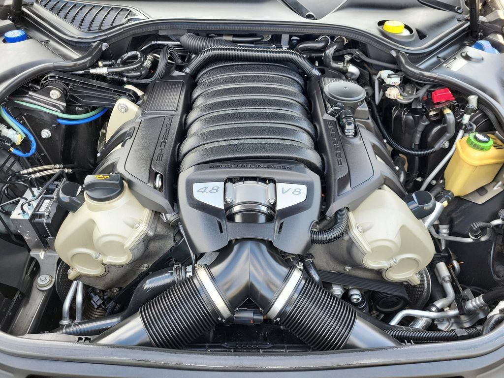 Used 2012 Porsche Panamera 4S image 16