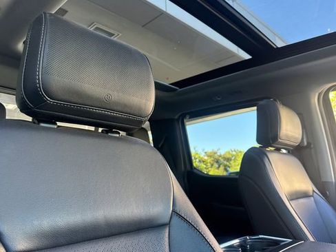 Used 2023 Ford F150 Lariat w/ Equipment Group 502A High image 16