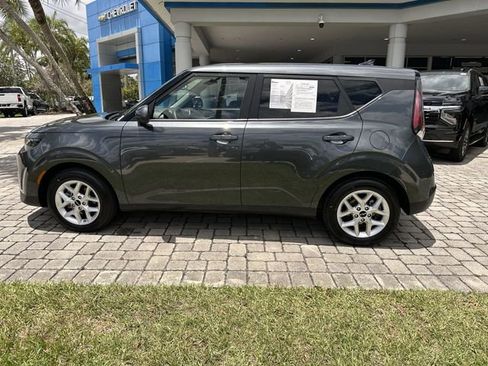 Used 2024 Kia Soul LX w/ Option Group 015 FWD image 33