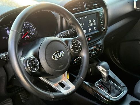 Used 2021 Kia Soul X-Line FWD image 17