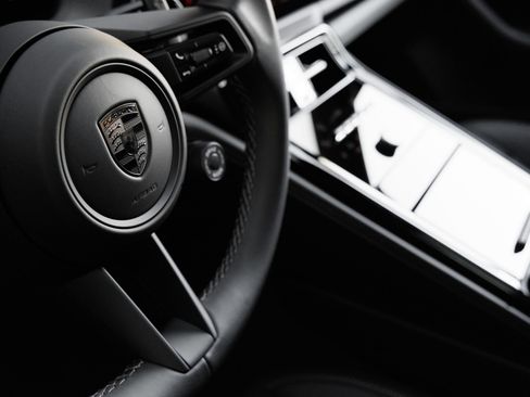 Certified 2026 Porsche Panamera Turbo S AWD/4WD image 23