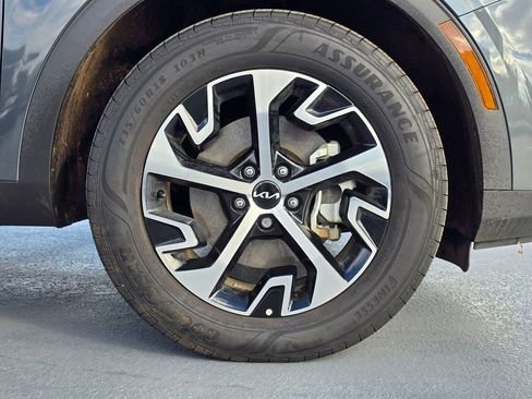 Certified 2024 Kia Sportage EX w/ EX Premium Package image 11