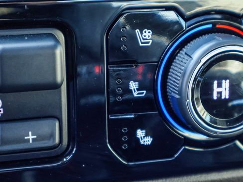 Certified 2022 Chevrolet Silverado 1500 LTZ image 7