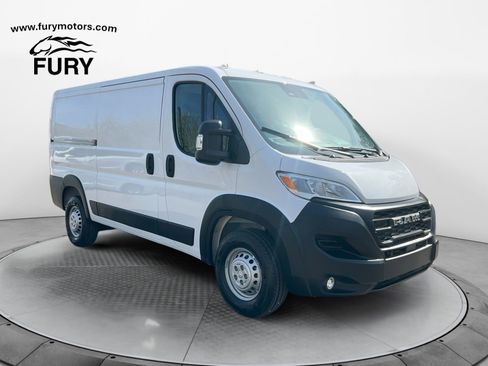 Used 2025 RAM ProMaster 2500 w/ Safety Group FWD image 1