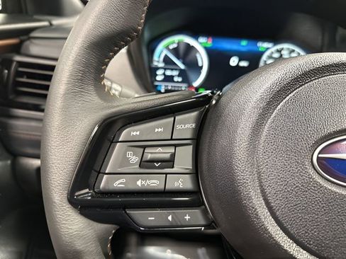 Used 2025 Subaru Forester Touring image 19
