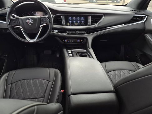 Used 2023 Buick Enclave Avenir w/ Avenir Technology Package image 18