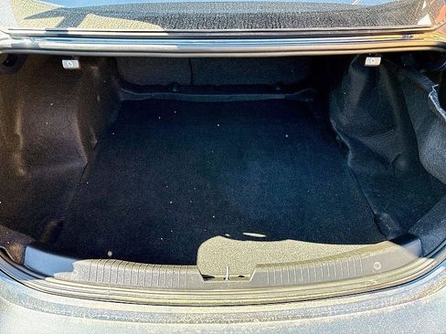 Used 2021 Chevrolet Malibu RS image 13