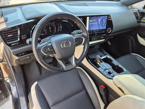 Used 2023 Lexus NX 250 FWD w/ Towing Package (2000 Lbs) image 10