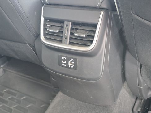 Used 2023 Subaru Outback Premium AWD/4WD image 25