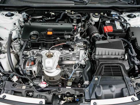 Used 2023 Honda Civic Sport image 26
