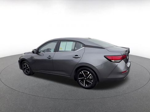 Used 2025 Nissan Sentra SV image 10