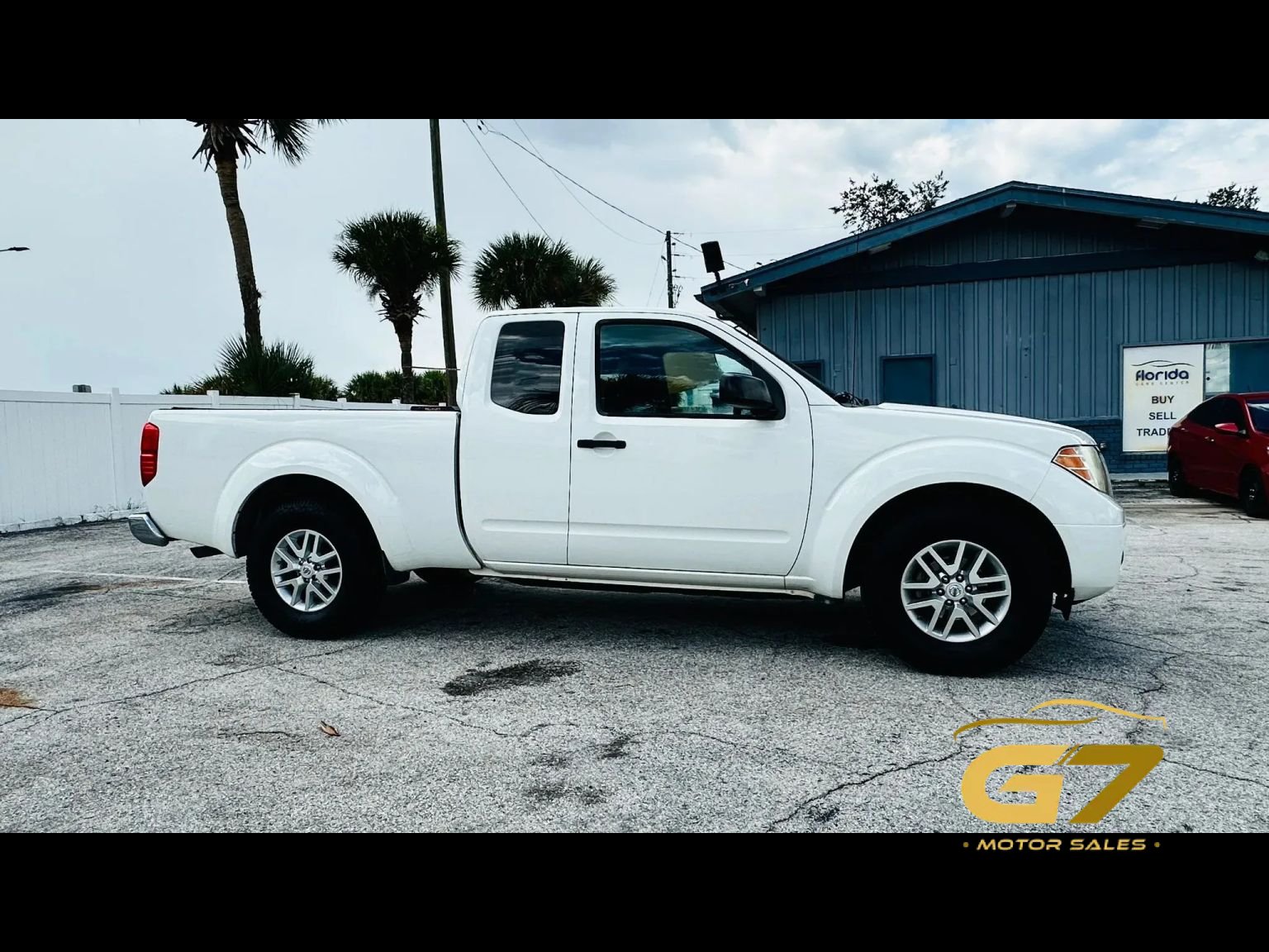 Used 2019 Nissan Frontier SV RWD image 3