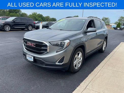 Used 2020 GMC Terrain SLE w/ Driver Convenience Package FWD image 2