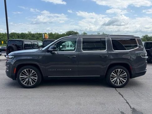 Used 2025 Jeep Grand Wagoneer 4WD image 6