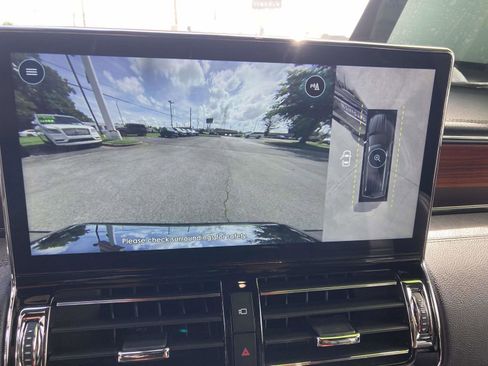 Used 2024 Lincoln Navigator L Reserve AWD/4WD image 25