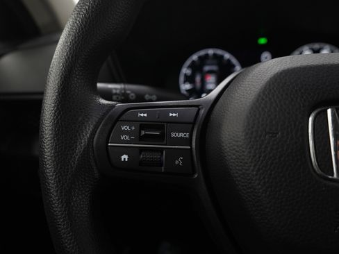 Used 2024 Honda CR-V LX image 24