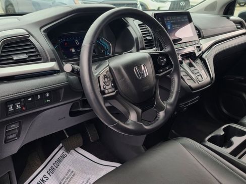 Used 2023 Honda Odyssey Touring image 8