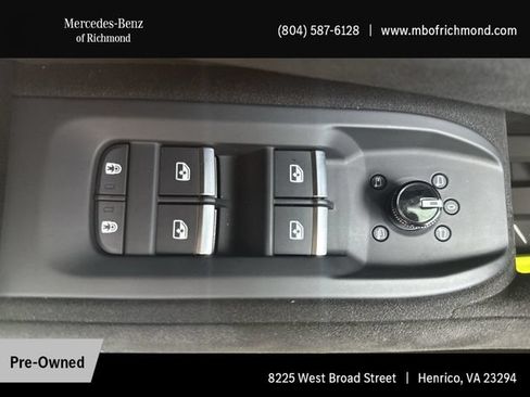 Used 2024 Lamborghini Urus Performante AWD/4WD image 23