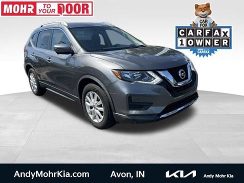 Used 2017 Nissan Rogue SV w/ SV Premium Package FWD image 1