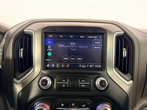 Used 2022 GMC Sierra 1500 Denali w/ Denali Premium Package AWD/4WD image 18
