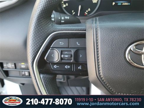 Used 2022 Toyota Tundra Limited image 26