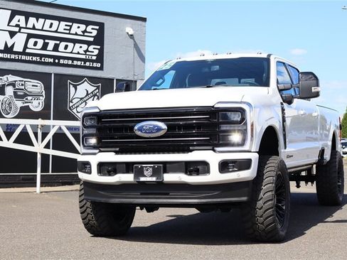 Used 2025 Ford F350 Platinum w/ FX4 Off-Road Package AWD/4WD image 1