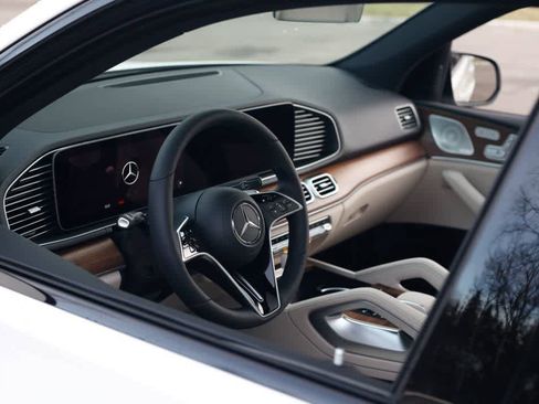 Used 2026 Mercedes-Benz GLE 350 4MATIC image 17