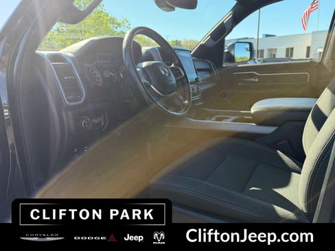 Used 2019 RAM 1500 Big Horn AWD/4WD image 11