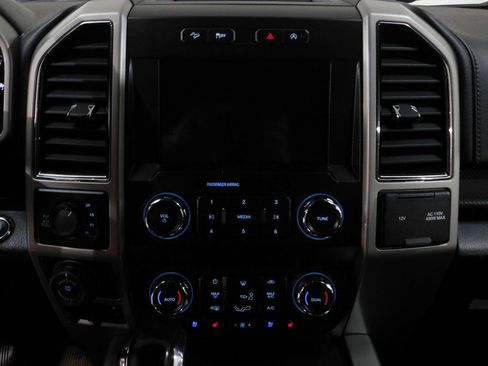 Used 2019 Ford F150 Lariat image 47