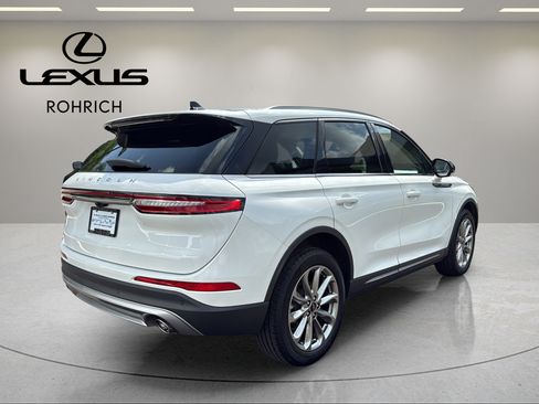 Used 2020 Lincoln Corsair AWD w/ Premium Package image 6