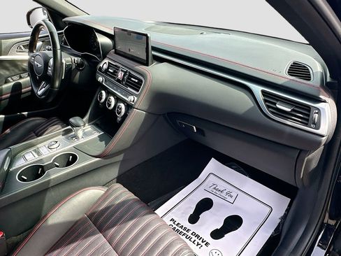 Used 2023 Genesis G70 2.0T w/ Sport Prestige Package RWD image 30
