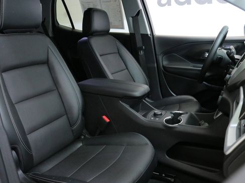 Used 2023 GMC Terrain SLT w/ Elevation Edition image 30