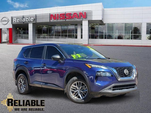 Used 2021 Nissan Rogue S FWD image 1
