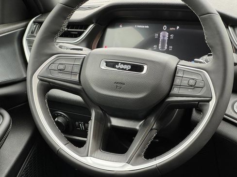 New 2026 Jeep Grand Cherokee Laredo X image 10